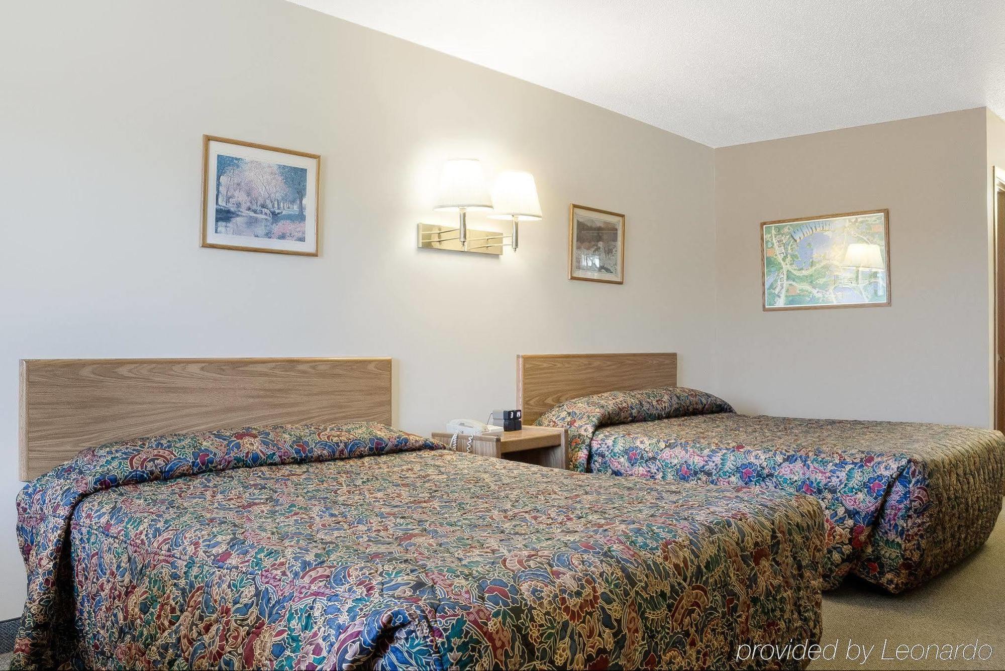 Rodeway Inn Pine River Exterior photo